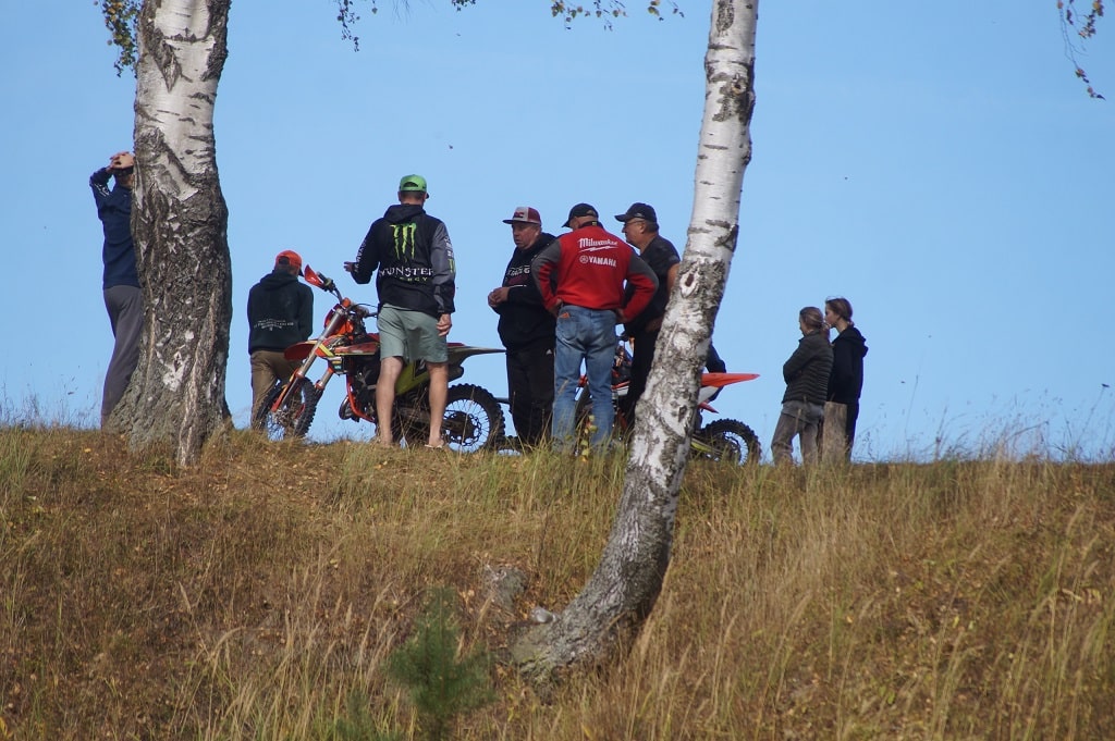 Фотоотчет с тренировок по мотокроссу команды из Ярославля Hawks Team MX в Нерехте 14 сентября 2025 год.