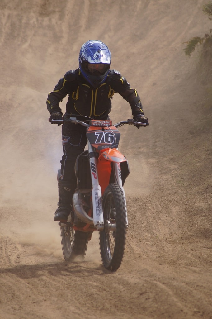 Фотоотчет с тренировок по мотокроссу команды из Ярославля Hawks Team MX в Нерехте 14 сентября 2025 год.