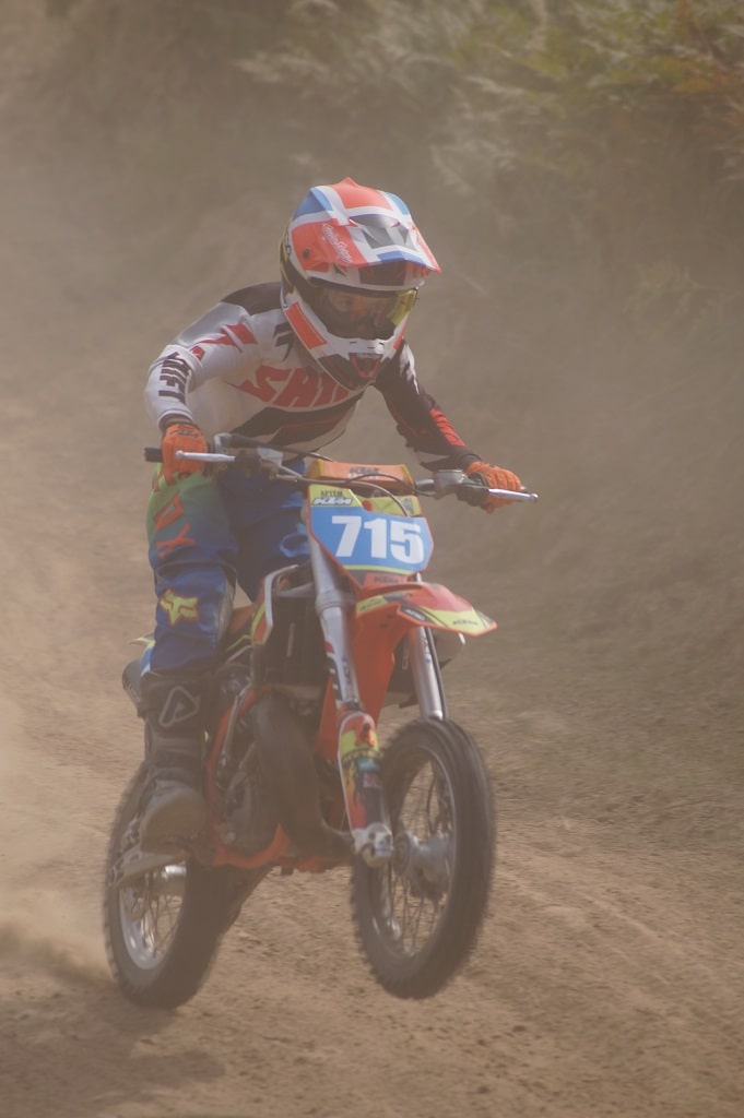 Фотоотчет с тренировок по мотокроссу команды из Ярославля Hawks Team MX в Нерехте 14 сентября 2025 год.