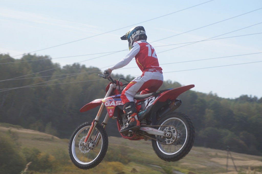 Фотоотчет с тренировок по мотокроссу команды из Ярославля Hawks Team MX в Нерехте 14 сентября 2025 год.