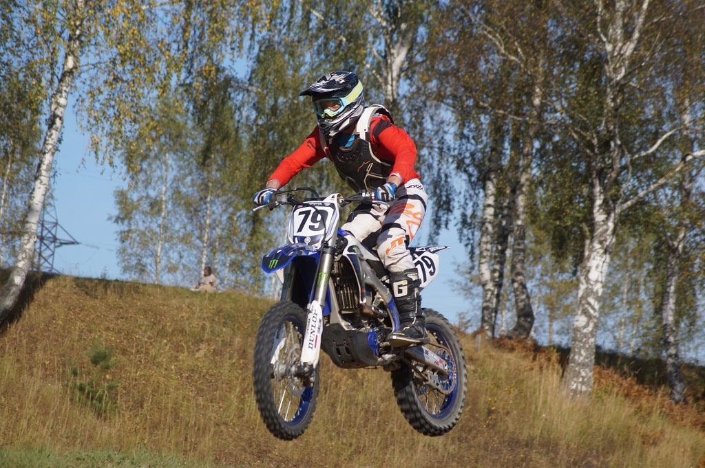 Фотоотчет с тренировок по мотокроссу команды из Ярославля Hawks Team MX в Нерехте 14 сентября 2025 год.