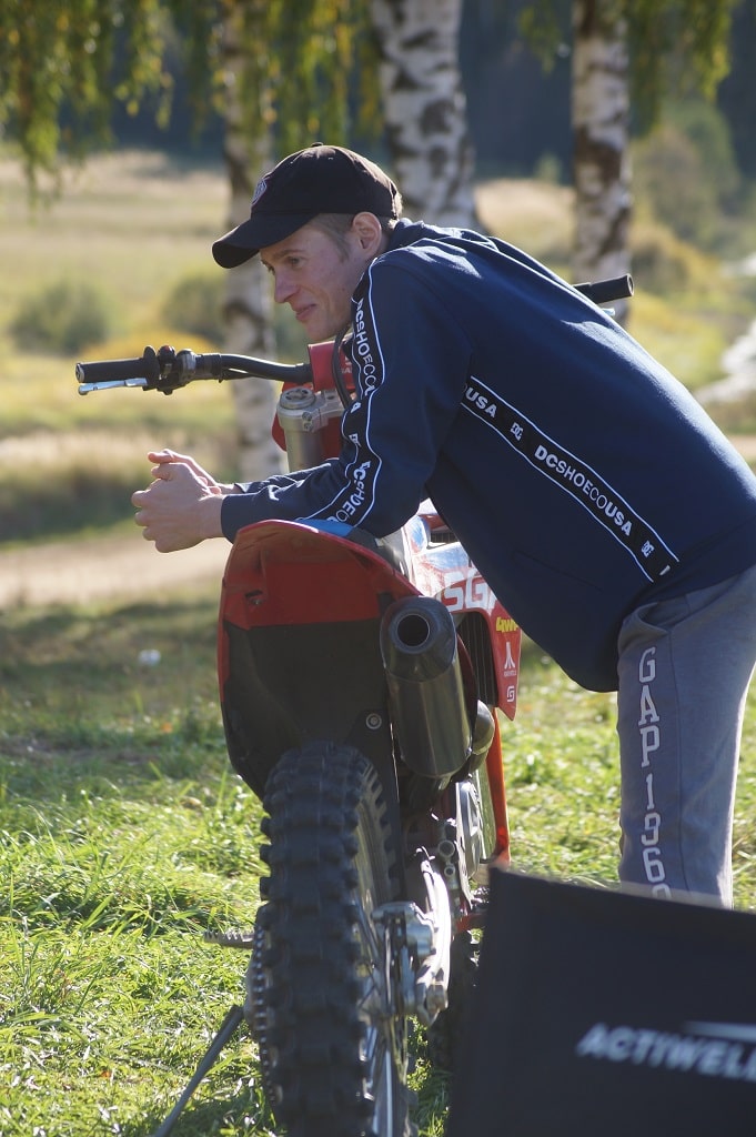 Фотоотчет с тренировок по мотокроссу команды из Ярославля Hawks Team MX в Нерехте 14 сентября 2025 год.
