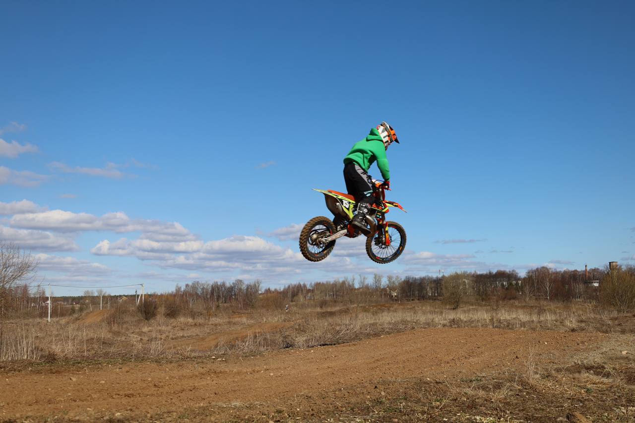 Hawks Team MX - тренировки ярославской команды по мотокроссу в городе Углич