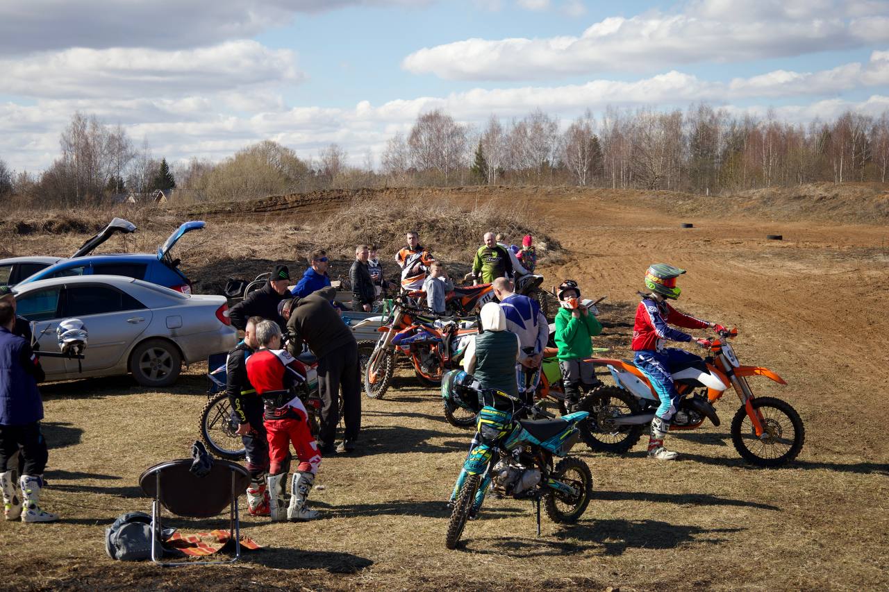 Hawks Team MX - тренировки ярославской команды по мотокроссу в городе Углич