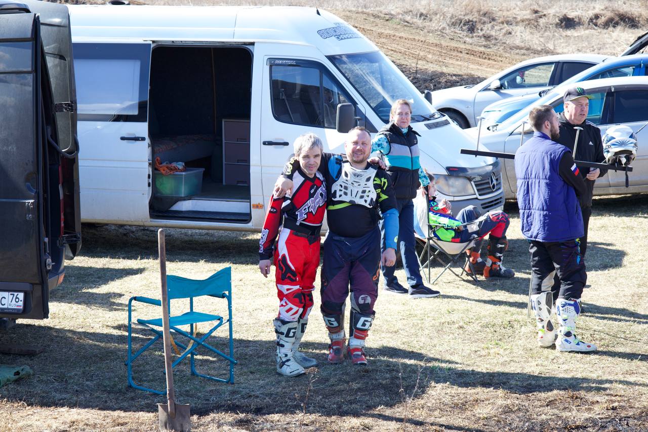 Hawks Team MX - тренировки ярославской команды по мотокроссу в городе Углич